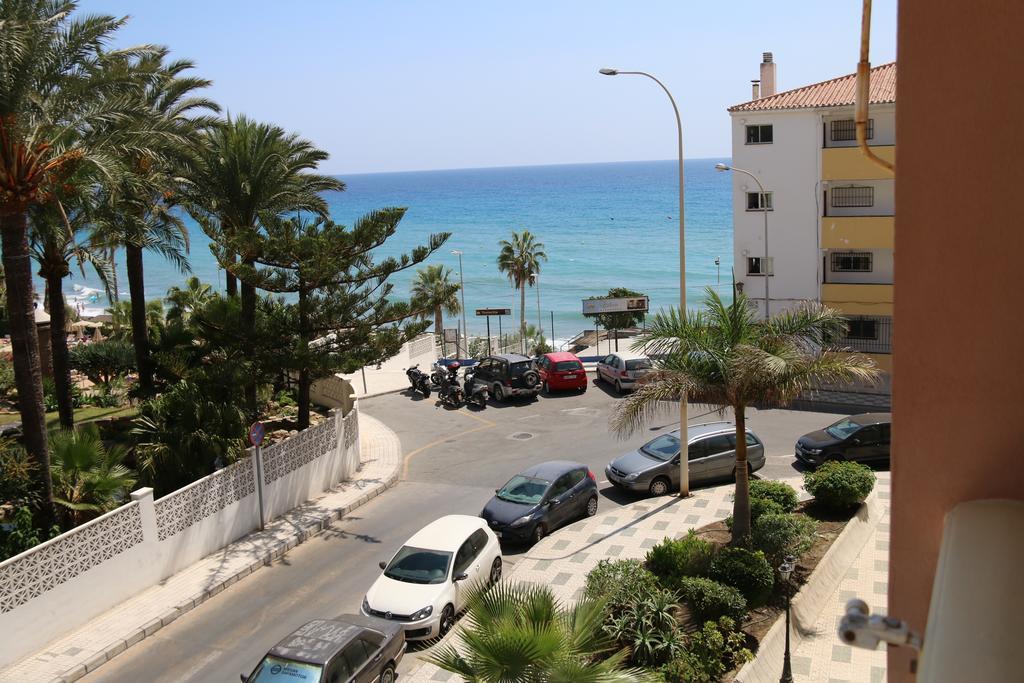 Andaluz Apartments Toboso Nerja Pokoj fotografie